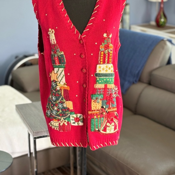 Heirloom Collectibles Other - Holiday Red Sweater Vest with Gift Design
